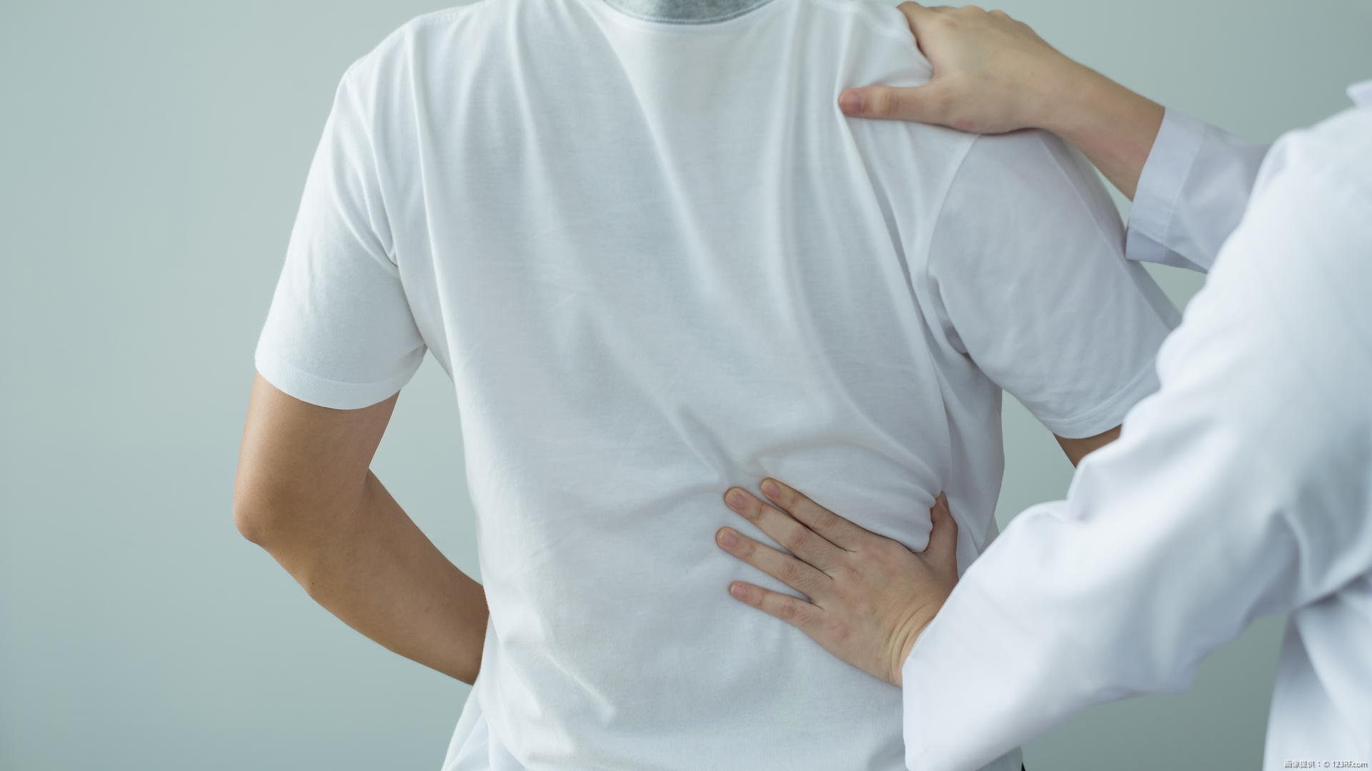 腰痛には整体?整形外科?選ぶときの判断基準を解説します